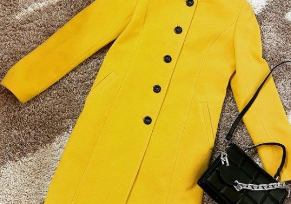 Пальта весна 2022