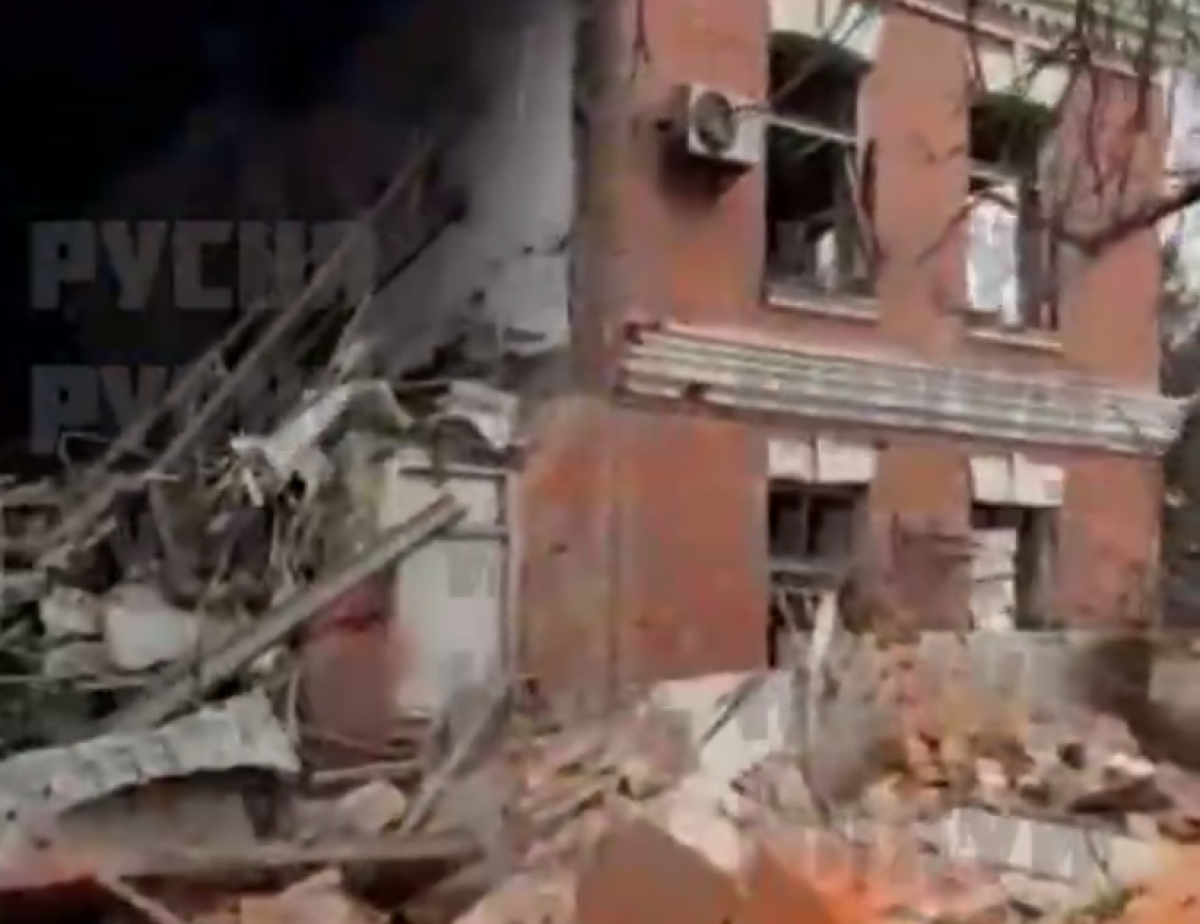 Российские оккупанты разбомбили больницу в Харькове