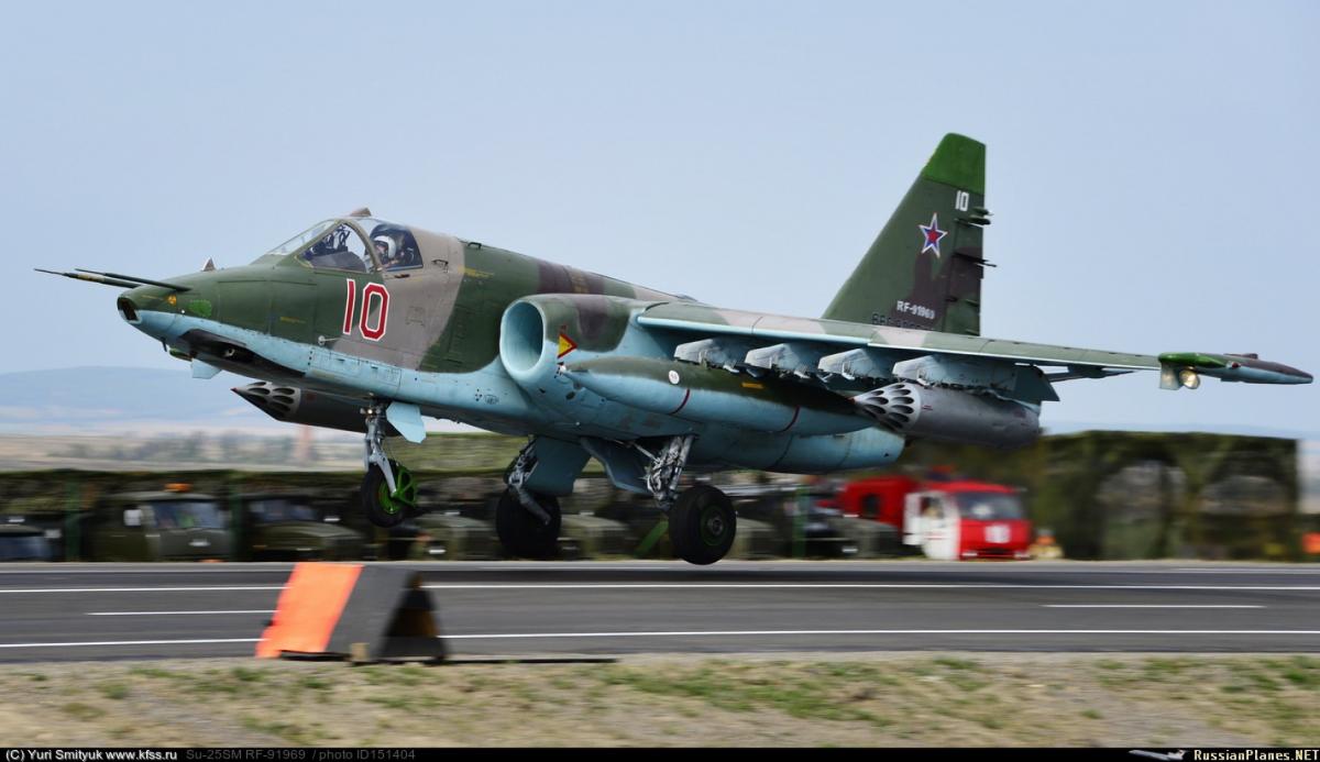 Від пілота залишилося мокре місце: ЗСУ збили ще один штурмовик РФ Су-25