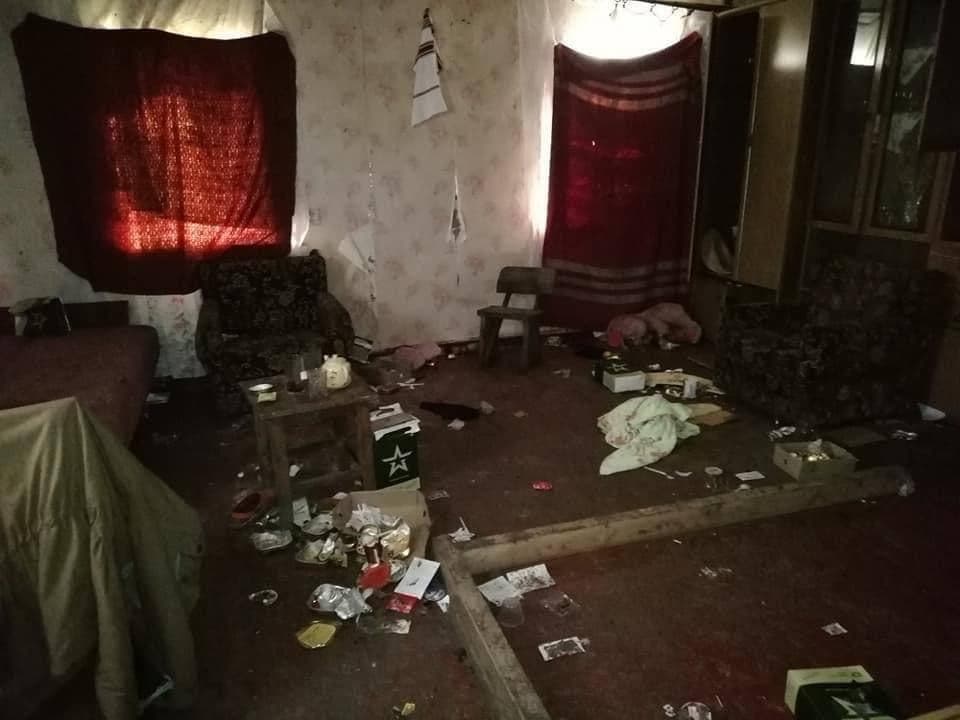 Окупанти загадили будинок українців на Сумщині Окупанти загадили будинок українців на Сумщині