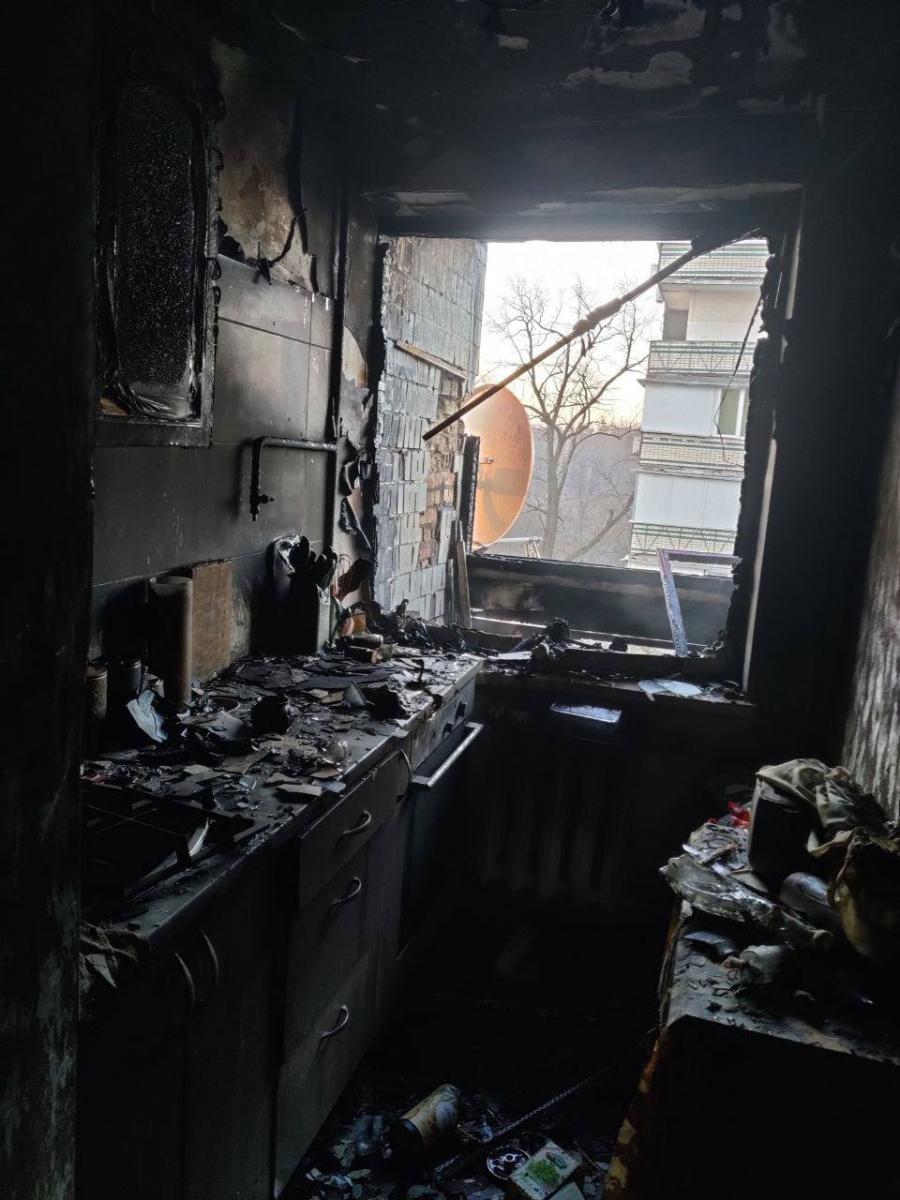 Ракетний удар по багатоповерхівках на Святошині в Києві: дві людини загинули, 35 врятовано