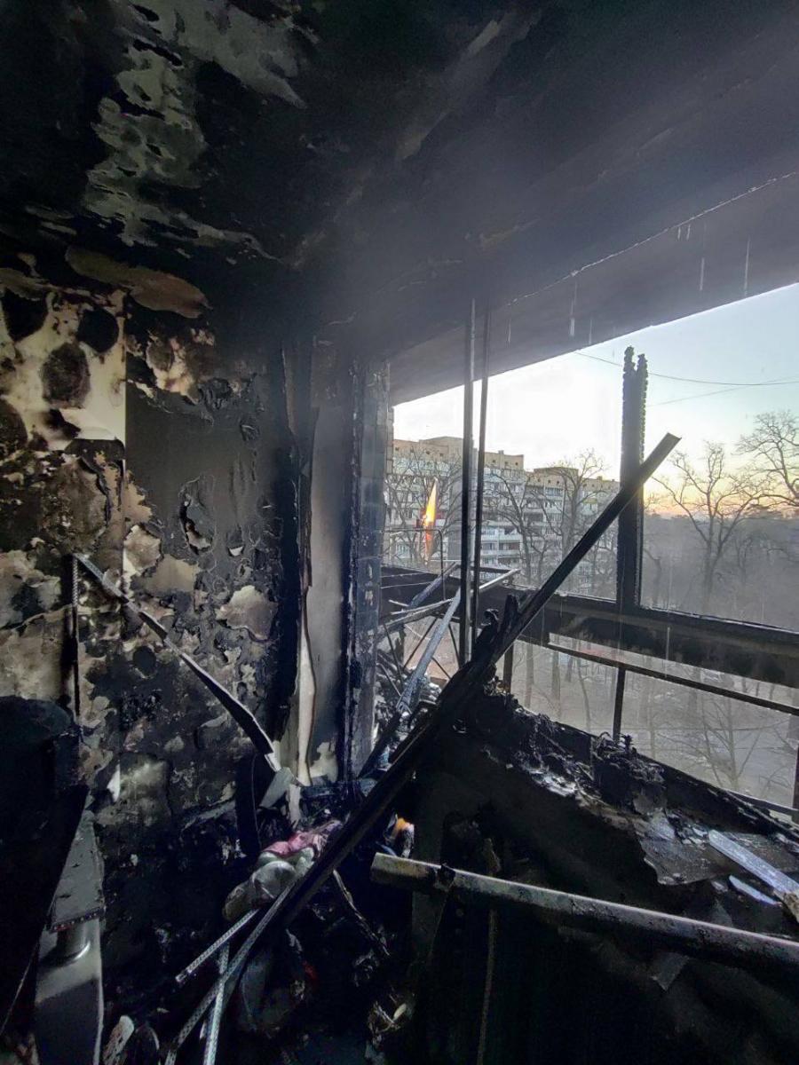 Ракетний удар по багатоповерхівках на Святошині в Києві: дві людини загинули, 35 врятовано