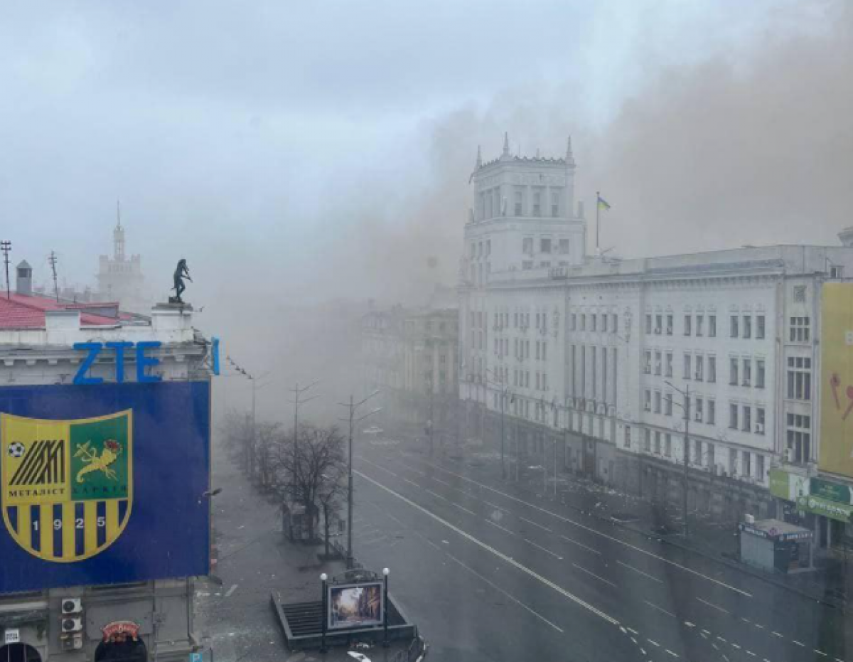 Крылатая ракета попала в здание горсовета в Харькове