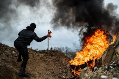 Добровольці з усього світу хочуть зупинити Росію: перші із 16 тисяч уже їдуть в Україну Добровольці з усього світу хочуть зупинити Росію: перші із 16 тисяч уже їдуть в Україну