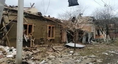 Російські 'визволителі' грабують людей і розстрілюють авто, які намагаються виїхати з Сумщини Російські 'визволителі' грабують людей і розстрілюють авто, які намагаються виїхати з Сумщини