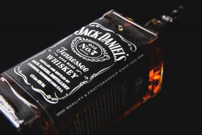 Прощавай, Росія: Jack Daniel's йде з країни-агресора Прощавай, Росія: Jack Daniel's йде з країни-агресора