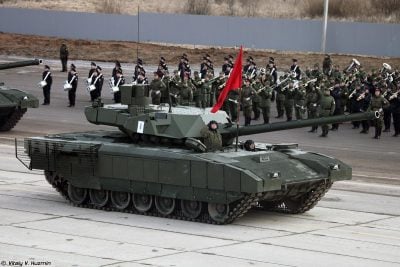 Россия во время 'удара мести' сбросит на нас танки 'Армата'! Россия во время 'удара мести' сбросит на нас танки 'Армата'!
