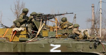 Оккупанты установили полный контроль над Олешками и захватили еще две ОТГ