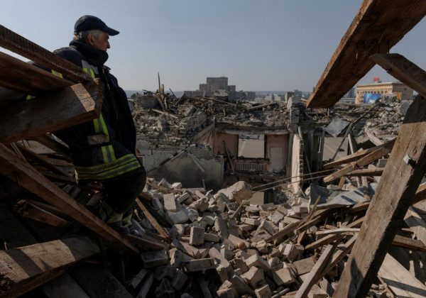 "Після перемоги доведеться створювати нове місто": мер назвав руйнацію в Харкові катастрофічною