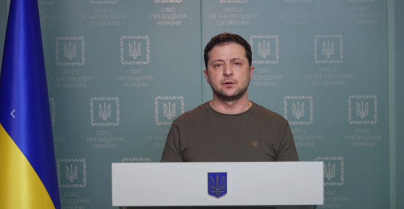 "Злочин, за який буде трибунал": Зеленський відреагував на обстріл РФ Харкова ракетами