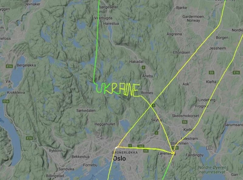 Норвезький льотчик присвятив Україні шедевр у повітряному просторі