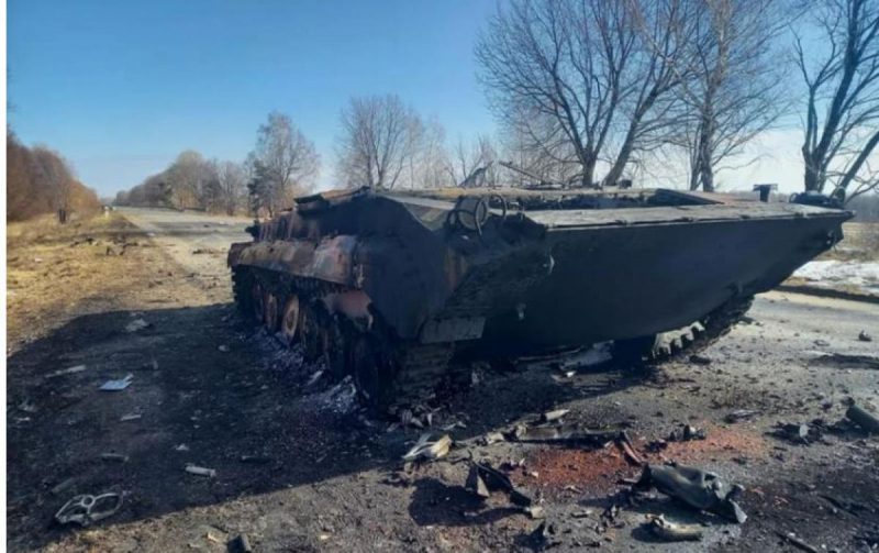 "Йшли на Київ": сумський губернатор показав колону спаленої російської техніки