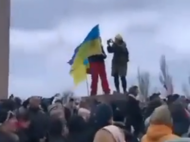 "Зеленский молодец, а Путину пизд*ц!": херсонцы рассказали захватчикам, что город не будет с Россией