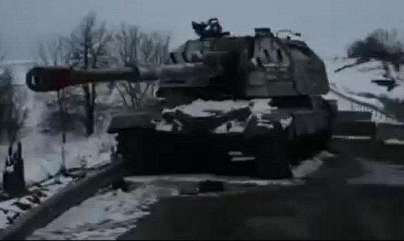 Лишилися тільки обгорілі уламки: у ЗСУ показали, як знищили колону ворожої техніки на Харківщині