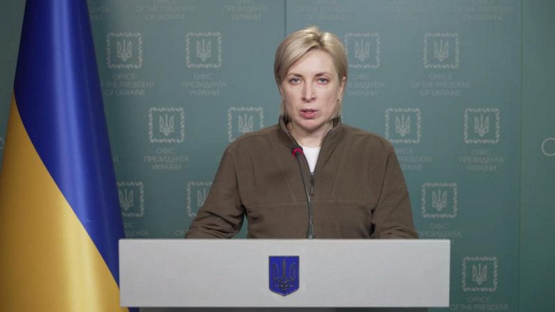 "Зелені коридори" відкриються з 10 міст, Україна закликала РФ не порушувати домовленості – Верещук