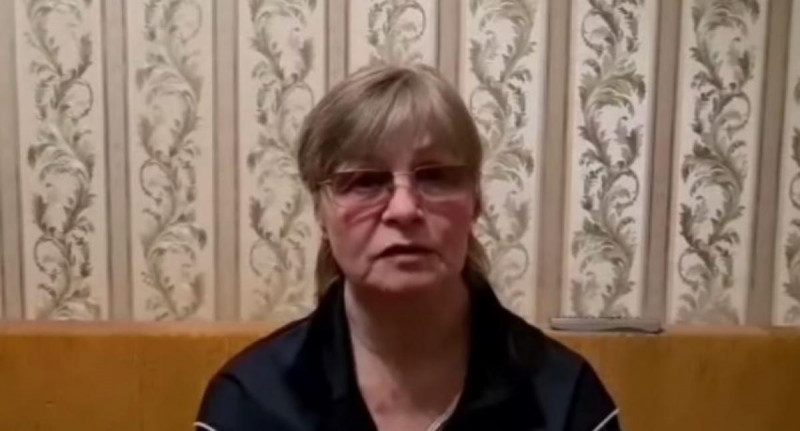 "Вибачте, що не змогла виростити гідну людину": мати полоненого російського пілота вибачилася перед українцями