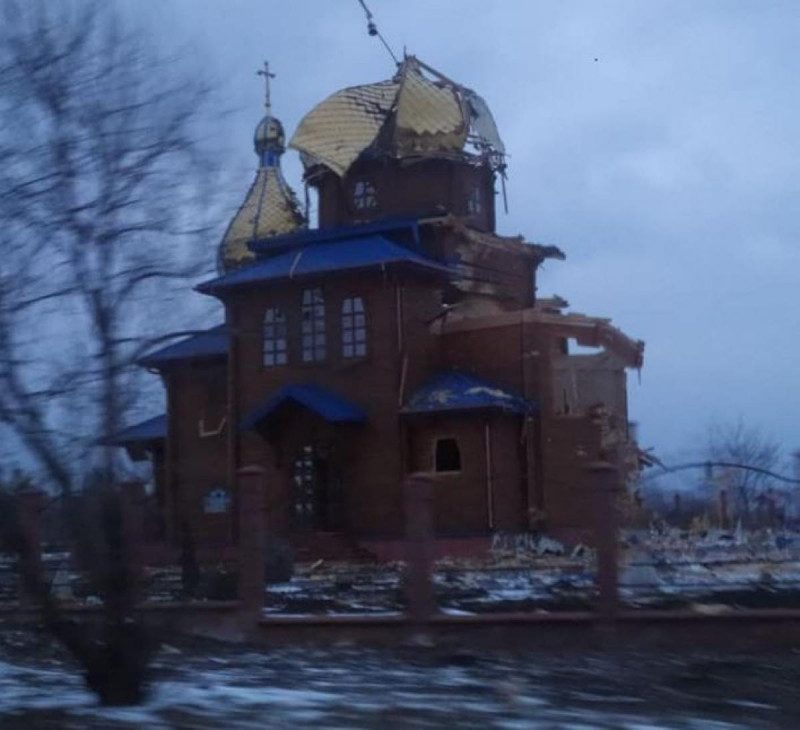 "Прощу тогда, когда их отпою": священник в гневе рассказал, как оккупанты в Волновахе уничтожили большой храм