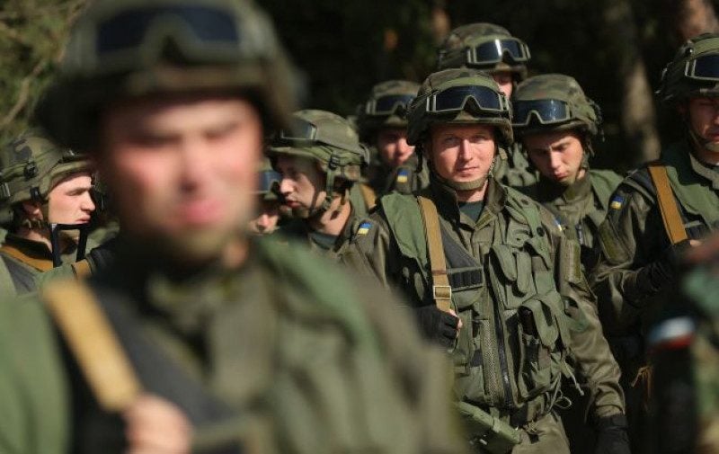 Окупантів нещадно розбили на аеродромі під Херсоном