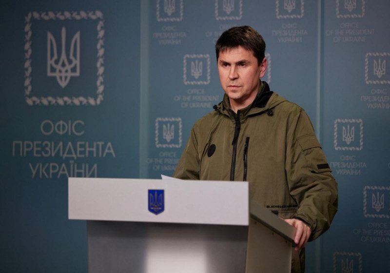 Украина не хотела атаковать Крым, а НАТО – Россию: Подоляк разнес речь Путина на 9 мая