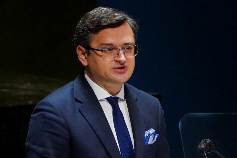Навіщо Росія вкинула фейк про "брудну бомбу": Кулеба назвав три цілі