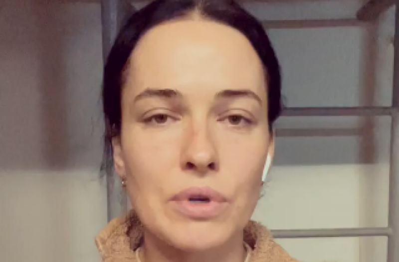 Даша Астаф'єва розповіла про будні військового Києва: "Бачила, як бабуся їла хліб з годівниці"