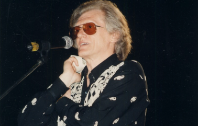 "Твои гнусные кости я голодным псам скормлю": украинский поэт-песенник жестко пригрозил оккупантам