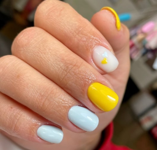 Патриотический маникюр 2022 Патриотический маникюр 2022