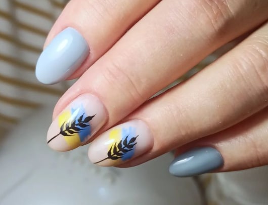 Патриотический маникюр 2022 Патриотический маникюр 2022