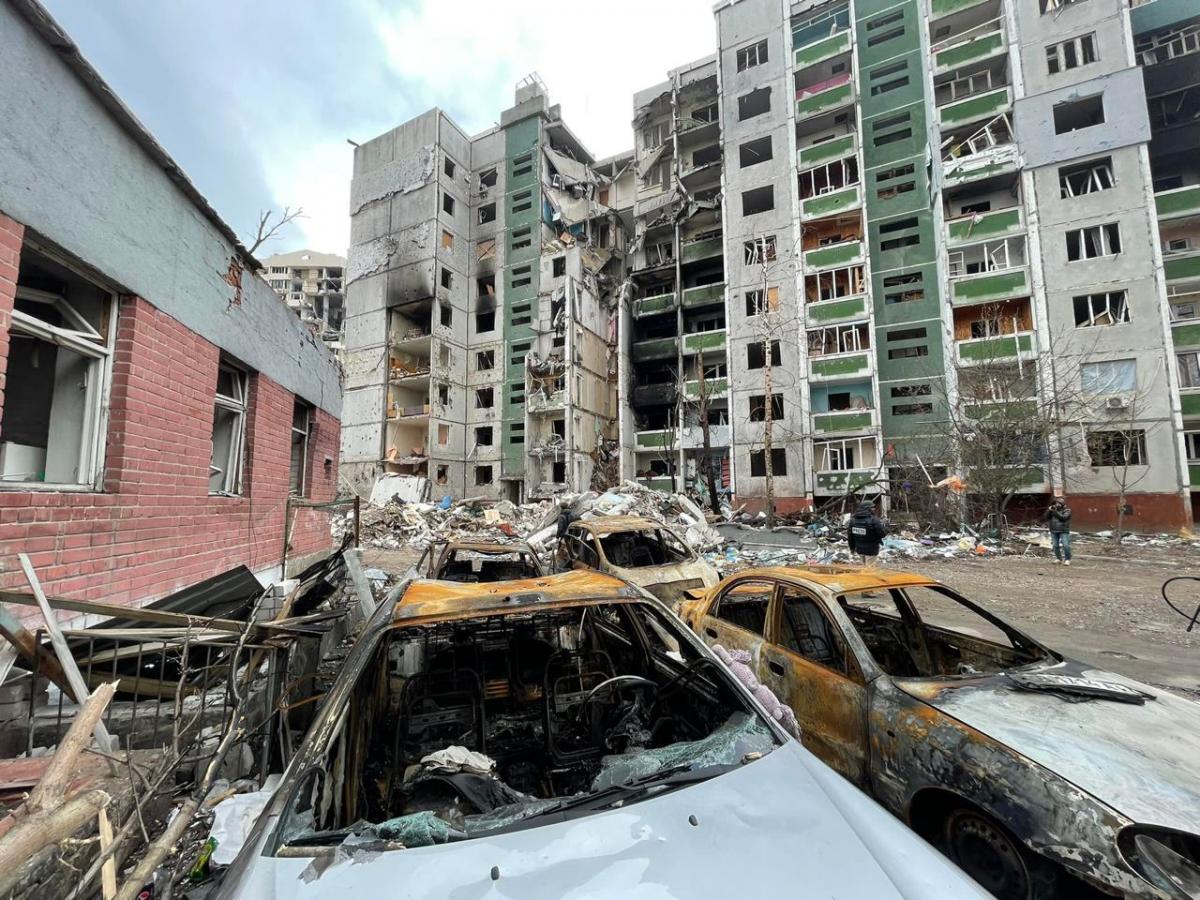 Чернігів після обстрілів російських окупантів Чернігів після обстрілів російських окупантів