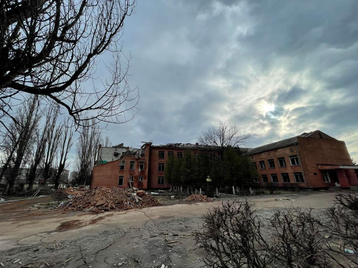 Чернігів після обстрілів російських окупантів Чернігів після обстрілів російських окупантів