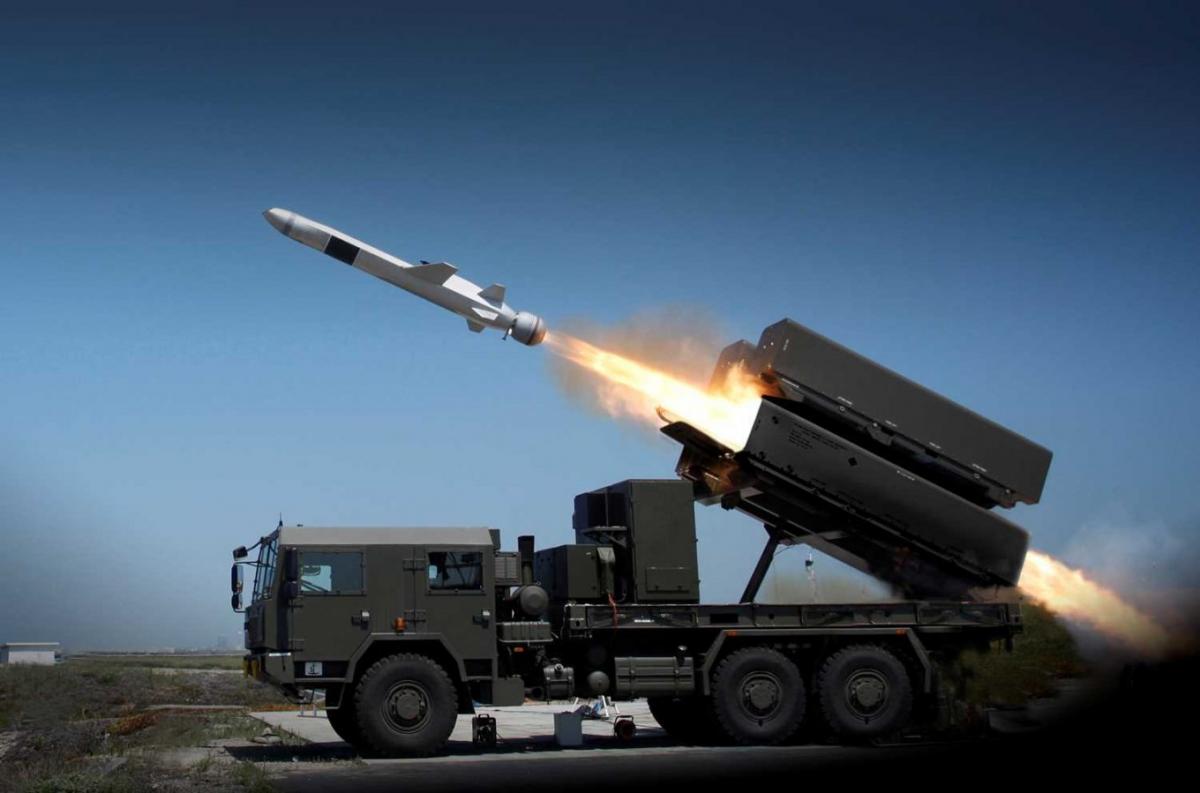 Достанут до Калуги и Липецка: США планируют вооружить Украину мощными ракетами