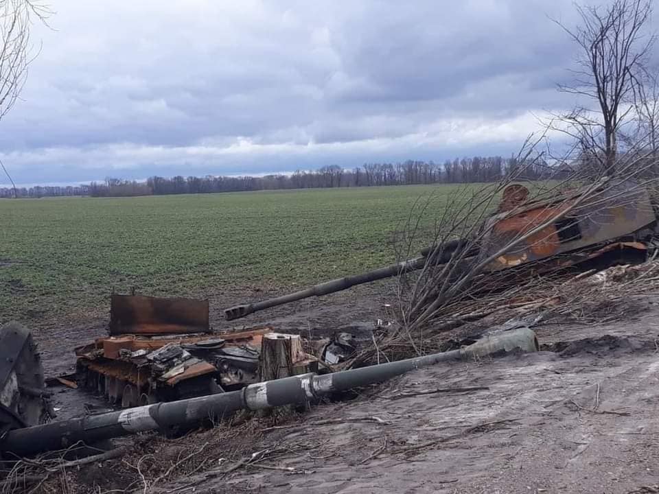 ВСУ рознесли колону орків на Чернігівщині ВСУ рознесли колону орків на Чернігівщині