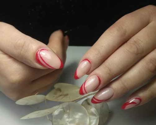 Френч маникюр 2022