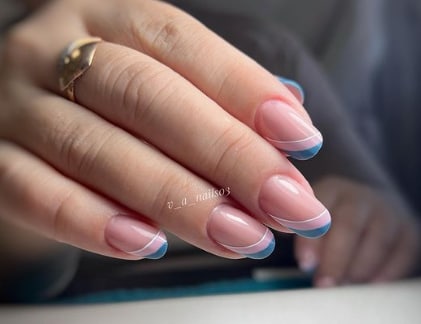 Френч маникюр 2022