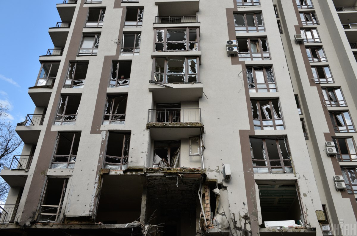 Так виглядає 25-поверхівка у Києві після ракетного удару окупантів