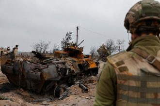 Рашистів постріляли як у тирі: ЗСУ знищили танкову колону РФ