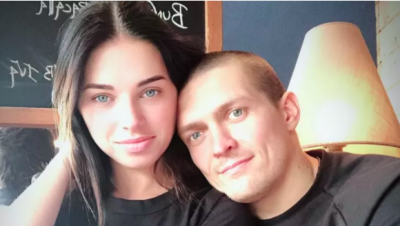 Усик з дружиною