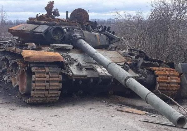 Уральських танкістів спалили разом з технікою: ЗСУ рознесли колону орків на Чернігівщині