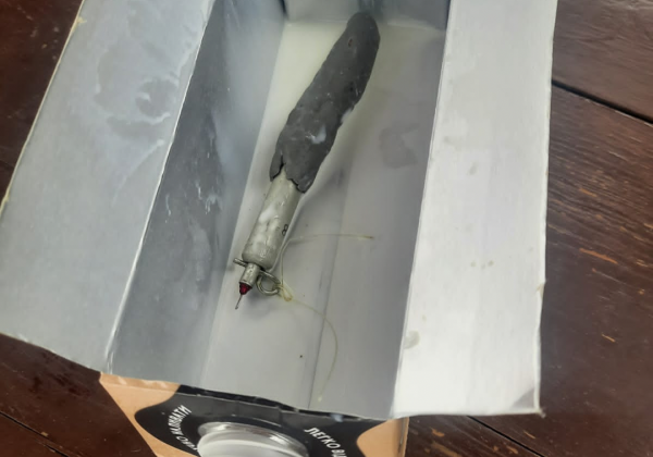 Молоко з вибухівкою: у Херсоні окупанти роздають українцям заміновану гуманітарку