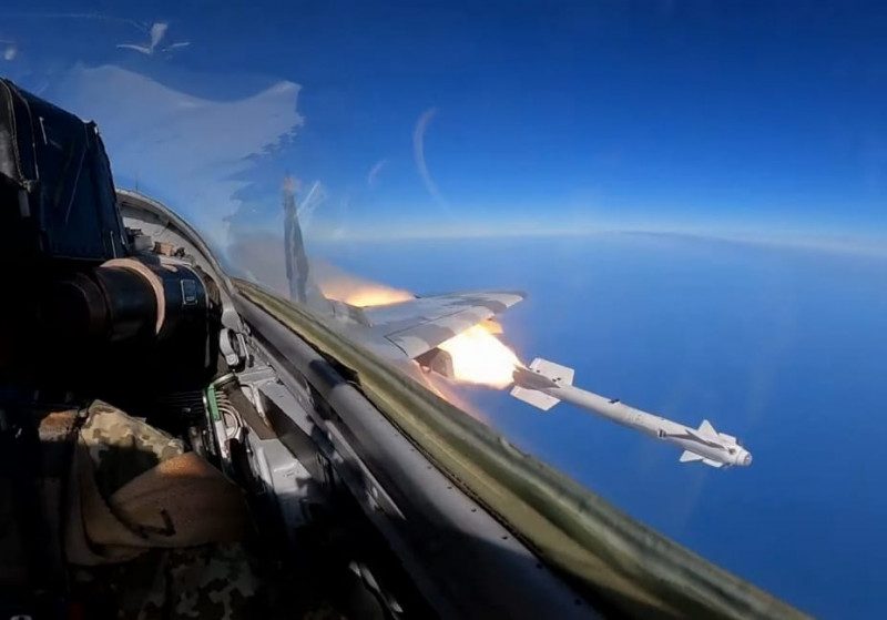 Зима обмежує застосування авіації: експерт назвав головну проблему для ЗСУ