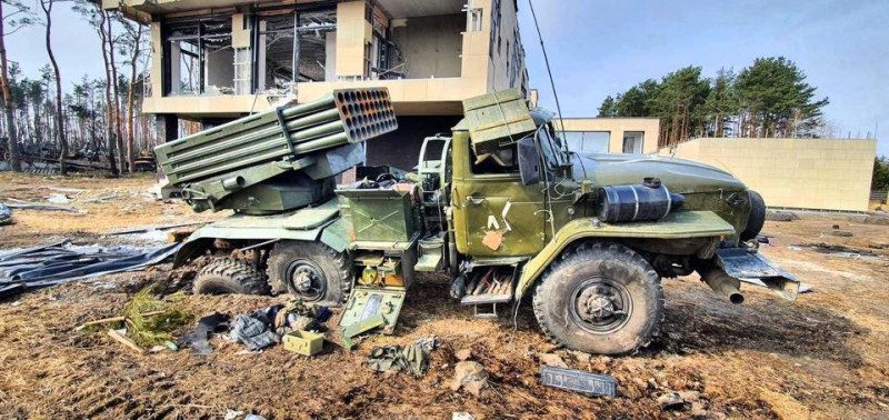 Відомий мільйонер навів вогонь ЗСУ на свій будинок під Києвом для знищення орків
