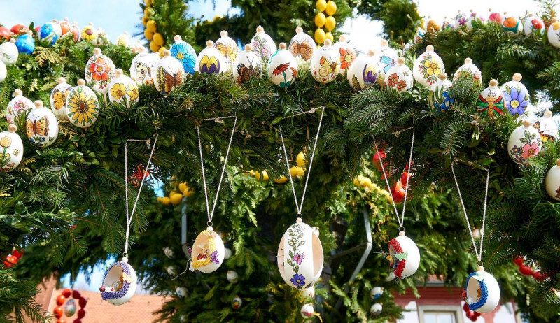 Тиждень після Великодня 2022: прикмети і що не можна робити в Світлу седмицю