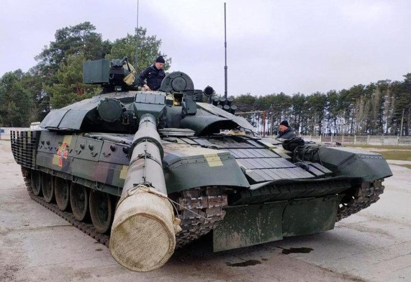 200 танков Т-72, Гвоздики и Грады: Польша передала Украине техники уже на 48 миллиардов гривен