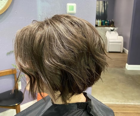 Стрижка рваний боб 2022