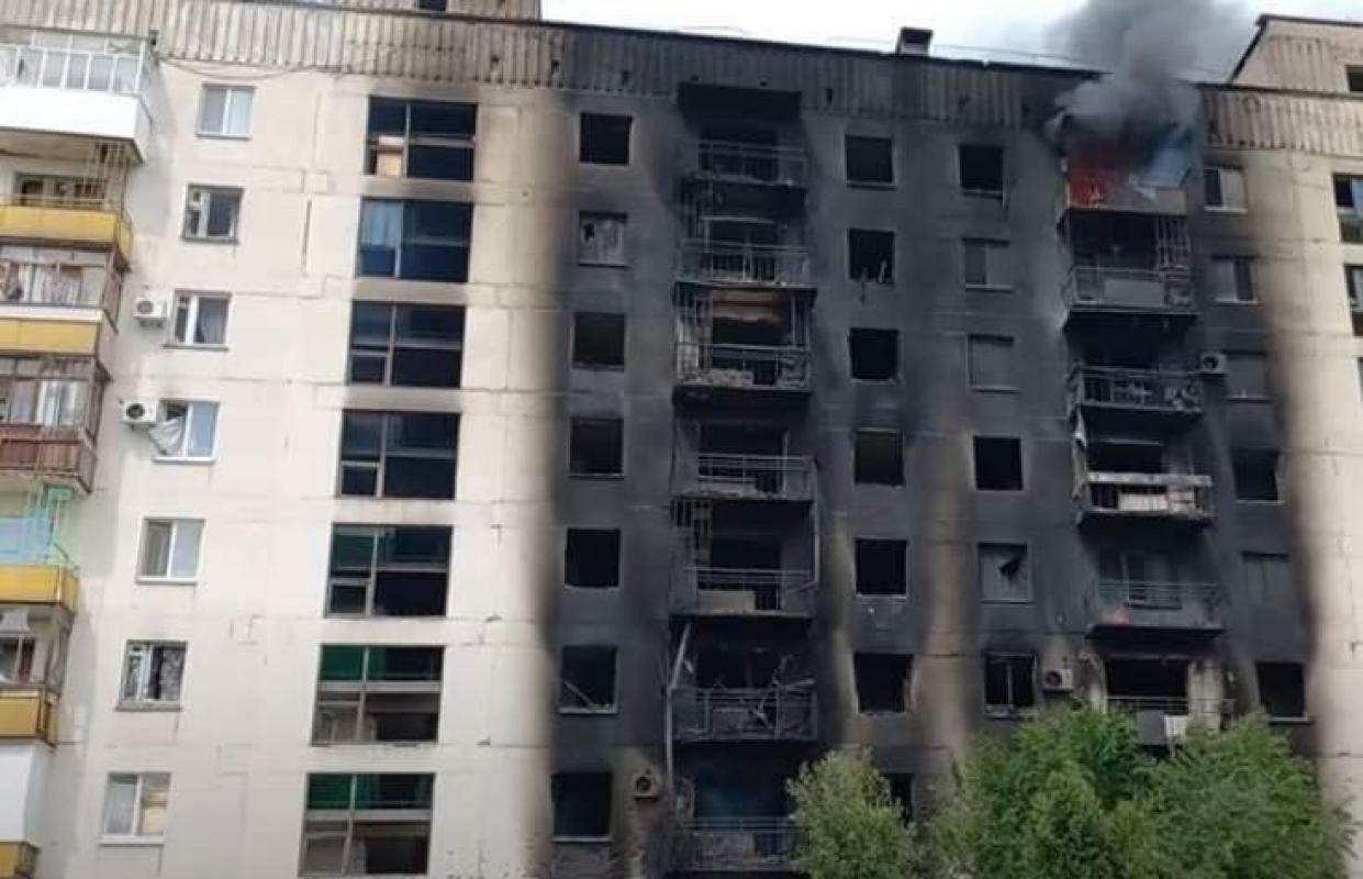 Війська Росії атакували Сєвєродонецьк з 4 напрямків: ЗСУ відбили удар ворога - Гайдай Війська Росії атакували Сєвєродонецьк з 4 напрямків: ЗСУ відбили удар ворога - Гайдай