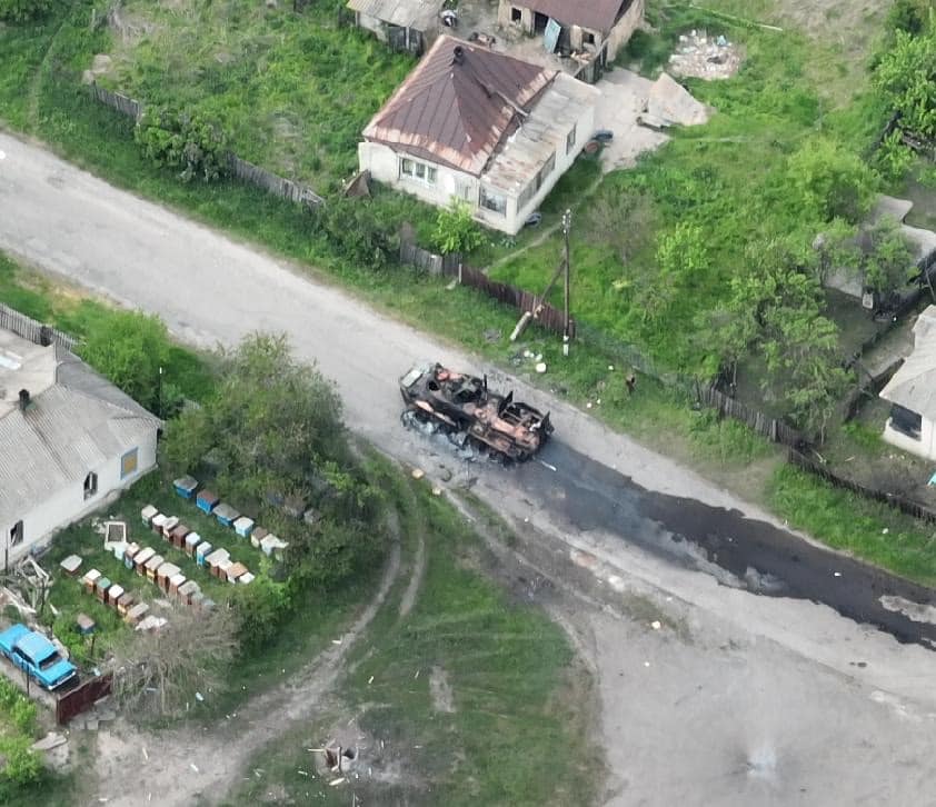 ВСУ разгромили вражескую бронированную технику вместе с экипажем в Николаевской области