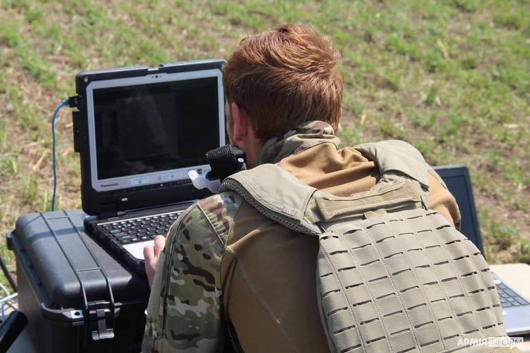 В Міноборони показали в дії американський дрон Puma