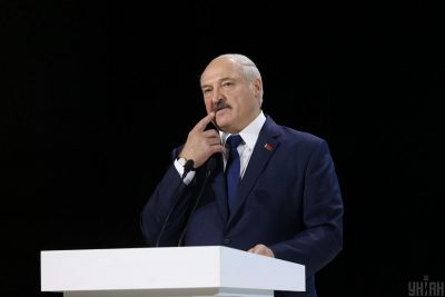 На Беларусь полетят HIMARS: Фейгин заявил, что Лукашенко панически боится войны с Украиной