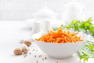 салат с морковкой и орехами рецепт 