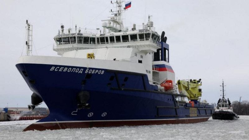 ВСУ подбили возле Змеиного новейшее судно флота РФ Всеволод Бобров